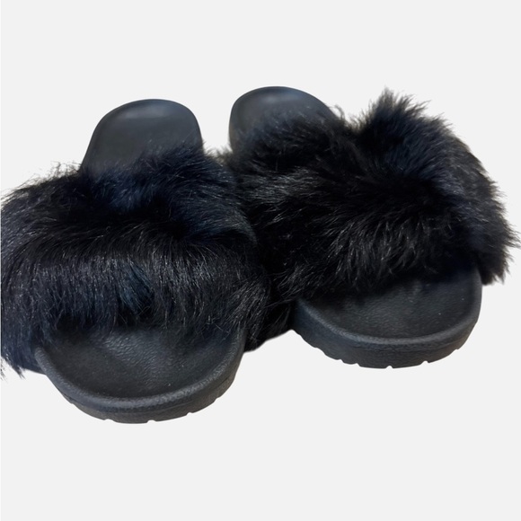 Ugg Women's Sandals Slides Size 9 Royale Black Garnet Toscana Fur Slipper - Picture 2 of 5